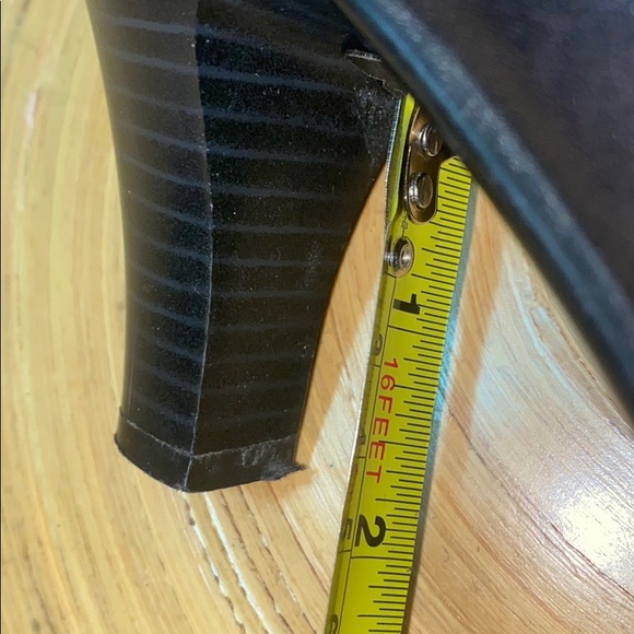 ‼️ Le Chateau Leather Beautiful Solid Heel - Picture 7 of 7